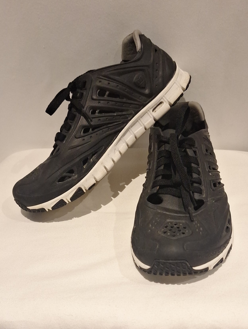Crosskix APX Men's Black Athletic Lace-Up Water Shoes